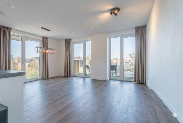 Medium property photo - Jaap van der Hoekplaats 76, 3067 AD Rotterdam